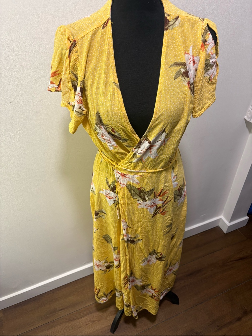 Lulus Heart of Marigold Yellow Floral Wrap Maxi Dress Medium - Picture 5 of 10